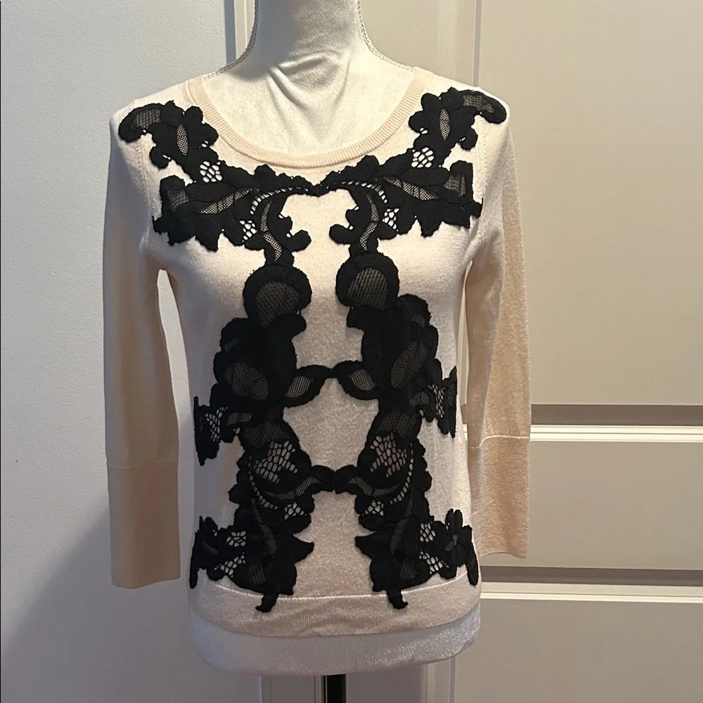DIANE VON FURSTENBERG Shana Wool blend Sweater Ivory with Black Lace Appliqué S